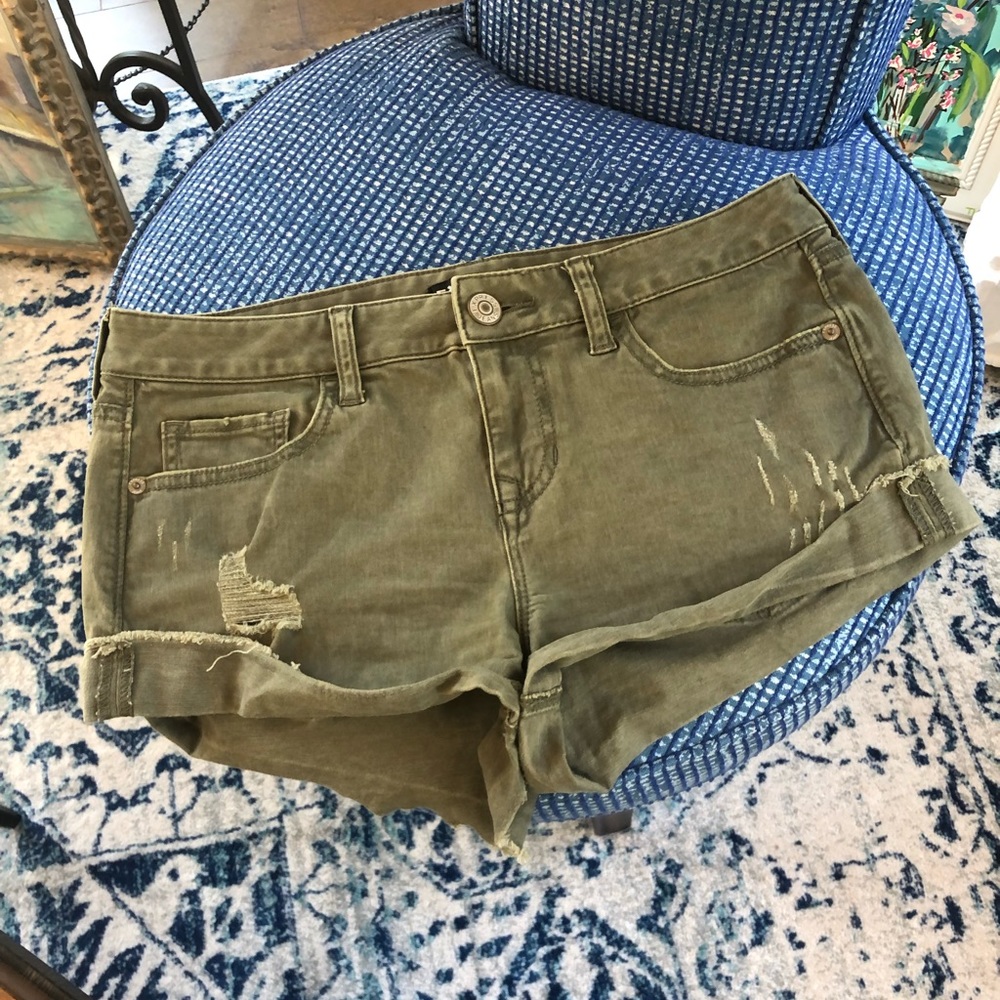 Distressed Short Shorts Olive Drab